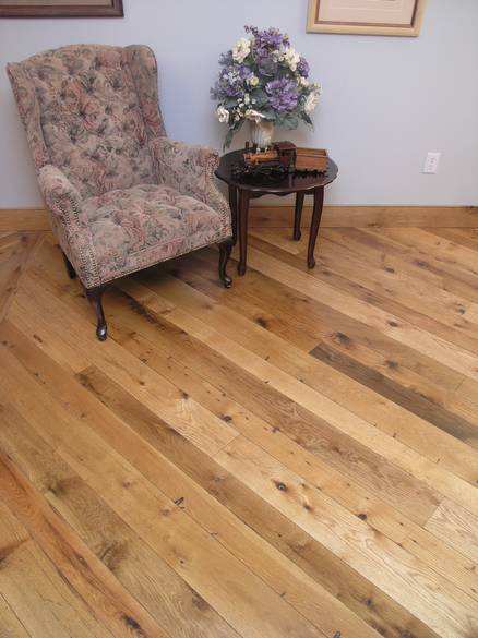 Blackfoot, ID - Antique Oak Floor